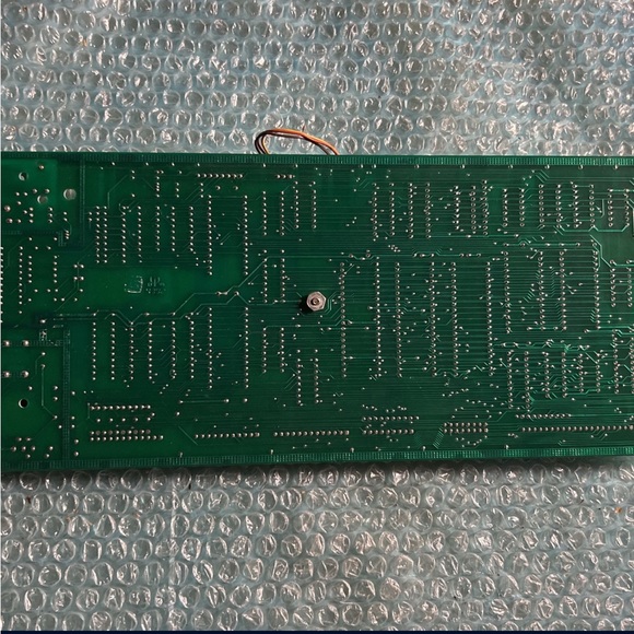 Medalist Marketing Corporation 1992 Arcade Game PCB Board C4A - Picture 3 of 3